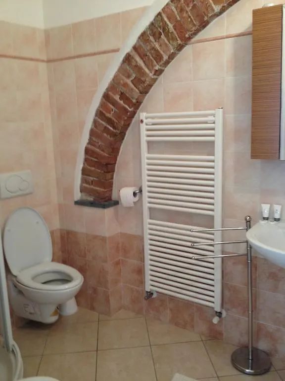 Отель Camera 3 Archi Леванто Италия